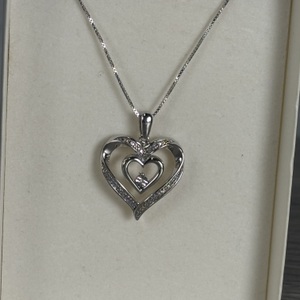Silver Chain With Hearts And Cz 