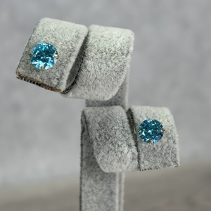  Yellow Gold Round Blue Topaz Studs 