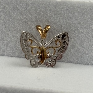 yellow gold 10 k butterfly pendant 