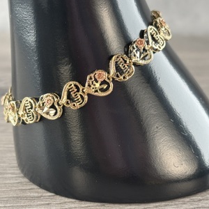  10 k yellow gold mom bracelet 7inch.