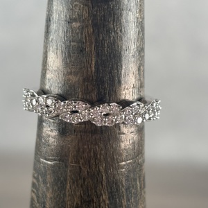  925 ring with moissinte , stackable 