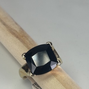  10k yellow gold onyx ring 