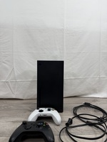 Microsoft Xbox One Series X 1TB Console complete two controllers