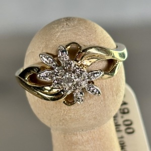 10 K YELLOW GOLD FASHION RING 