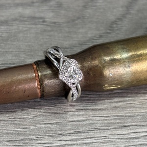  14k white gold Diamond Heart engagement ring 