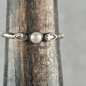  925 ring with pear and cz