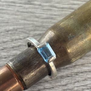  925 blue topaz rectangular ring 