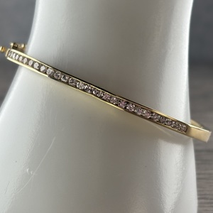  14 k yellow gold diamond bracelet 