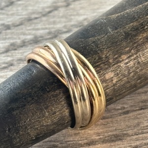  14 k vintage tricolor interlocking band 